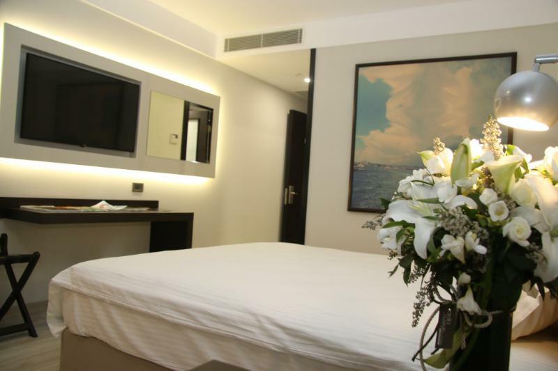 Milord Hotel Стамбул Экстерьер фото